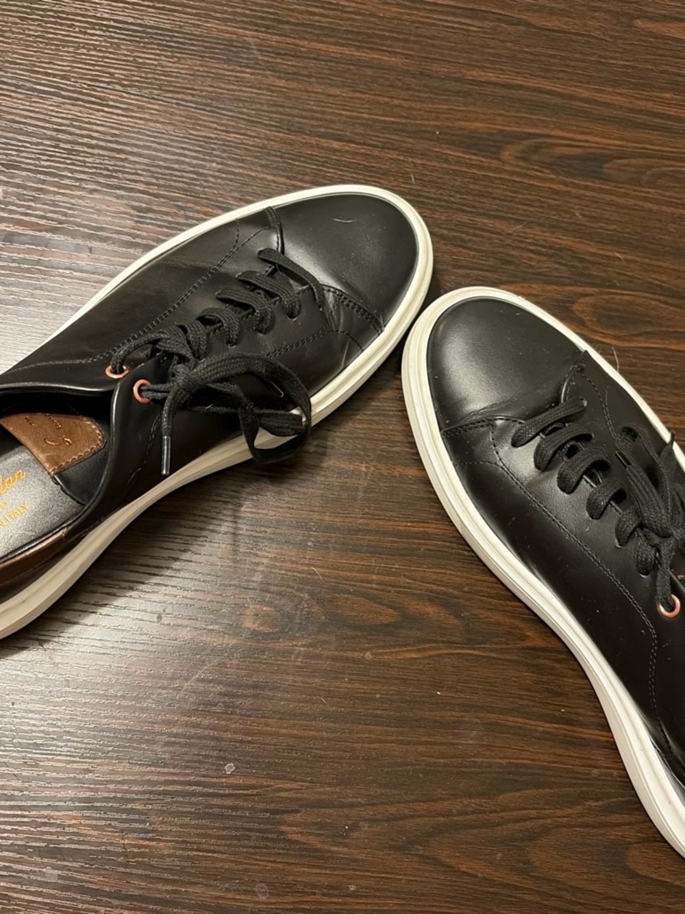 Black Leather Men's Casual Sneakers